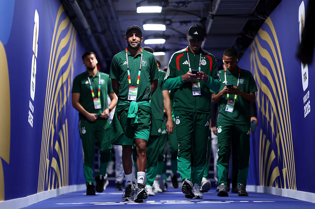 Mahrez no juega desde el inicio